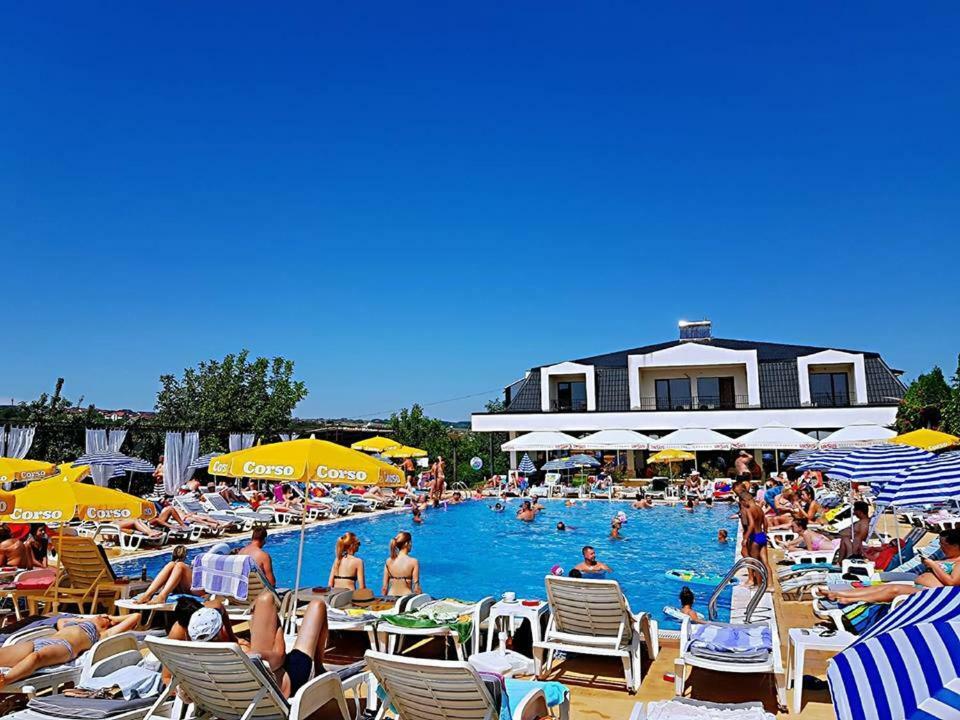Complex Eos Hotel Valea Lupului  Bagian luar foto